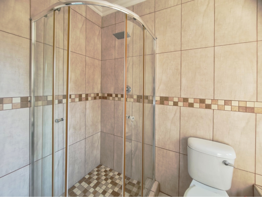 To Let 3 Bedroom Property for Rent in Melodie North West